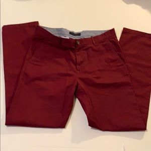 Tommy Hilfiger Slacks Size 32/32 Color Ox Blood